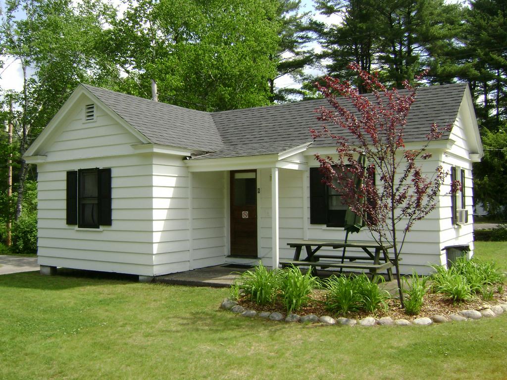 Pictures for Cozy Nook Cottages in Lake NY 12845